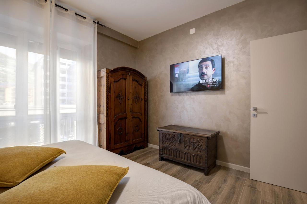 La Lupa Apartment - In The Heart Of Aosta With Car Box 외부 사진