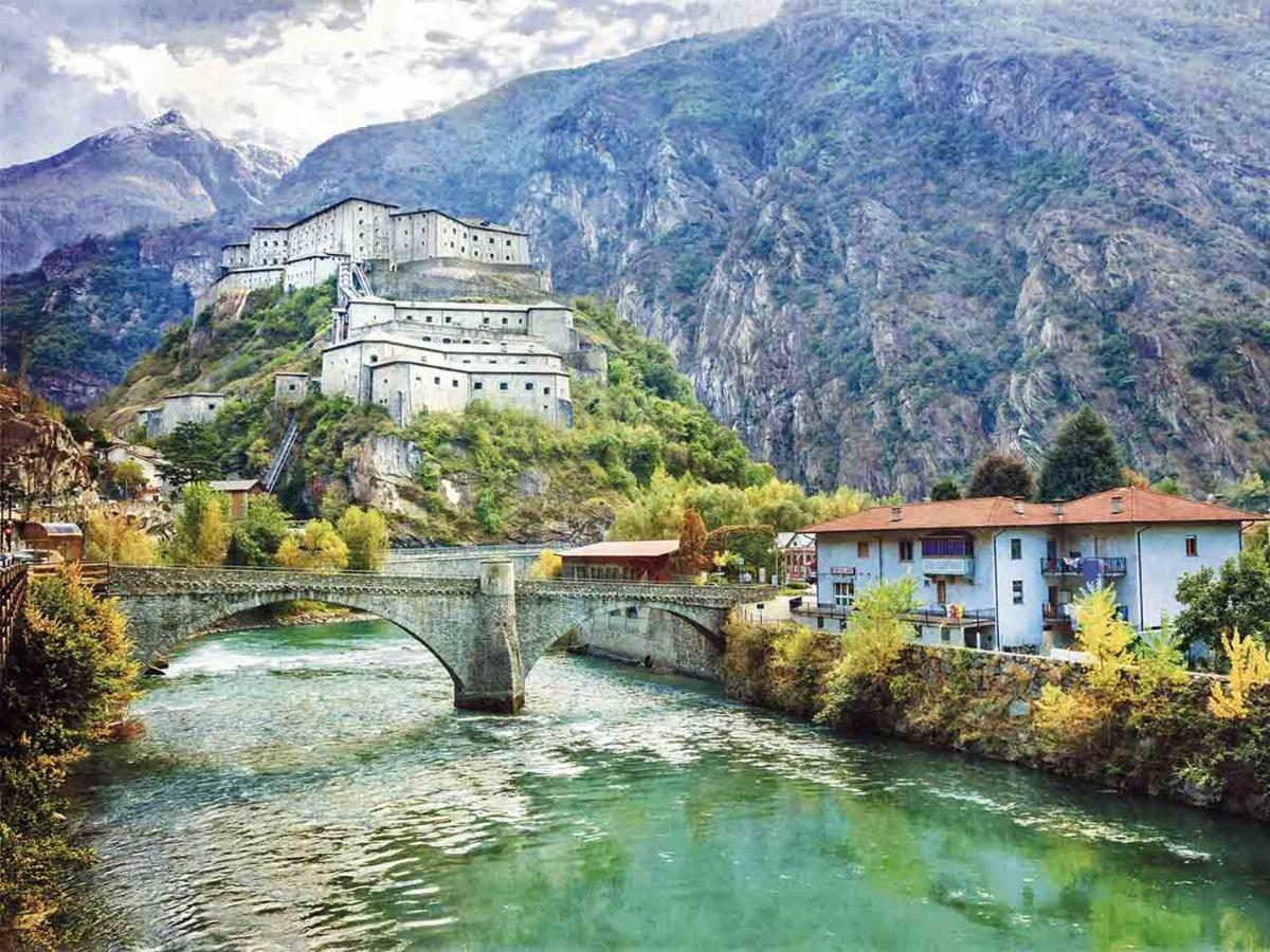 La Lupa Apartment - In The Heart Of Aosta With Car Box 외부 사진